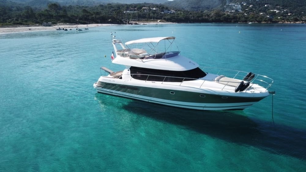 Votre bateau à moteur privé pour une journée autour d'Ajaccio 4