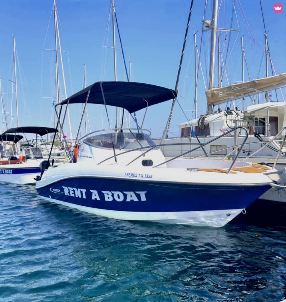 Croisière privée d'une journée complète à l'île de Symi, au monastère de Panormitis et à la baie de Saint-Georges 2