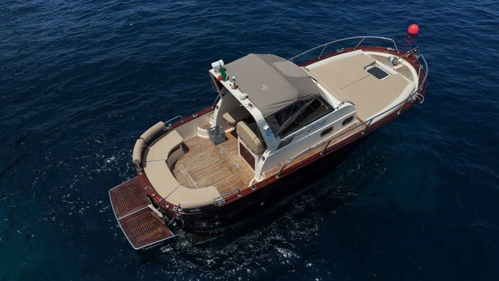 Découverte de Sorrente en demi-journée : votre courte escapade en bateau à moteur 6