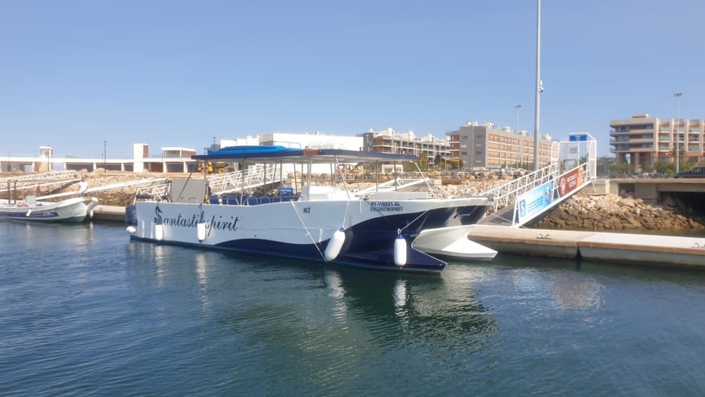 Catamaran Ria Formosa d'une capacité de 28 personnes. 4