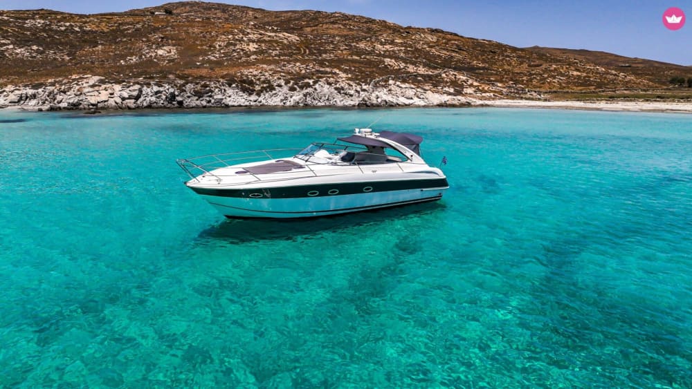 Croisière en yacht à Paros : expérience Naoussa et Kolymbithres