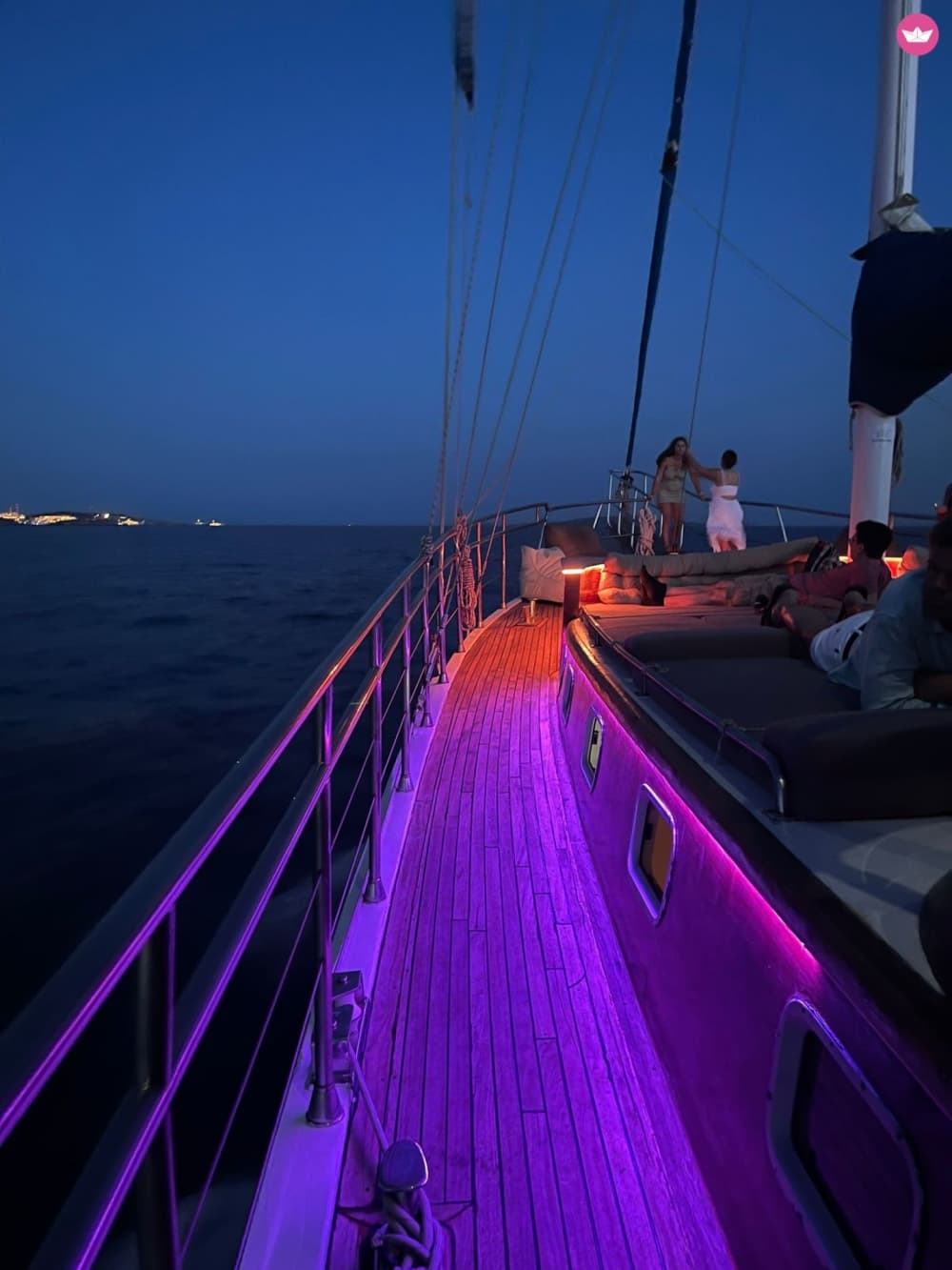 Croisière d'une demi-journée à Athènes (matin) – Naviguez, nagez et dînez sur la Riviera athénienne 3