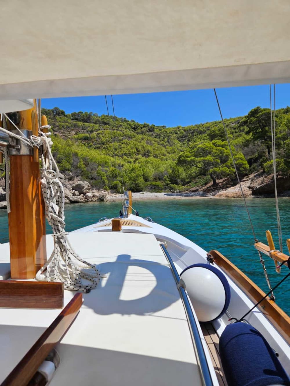 Découvrez Spetses lors d'une excursion en voilier d'une journée. 4