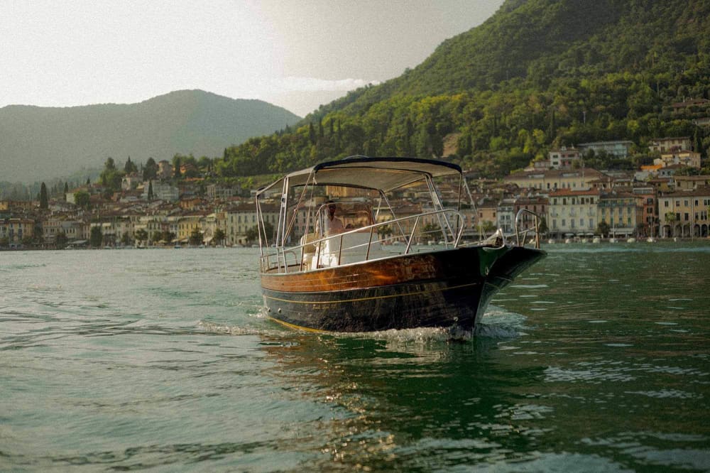 Découverte de Salò en demi-journée: Votre courte escapade en bateau à moteur 3