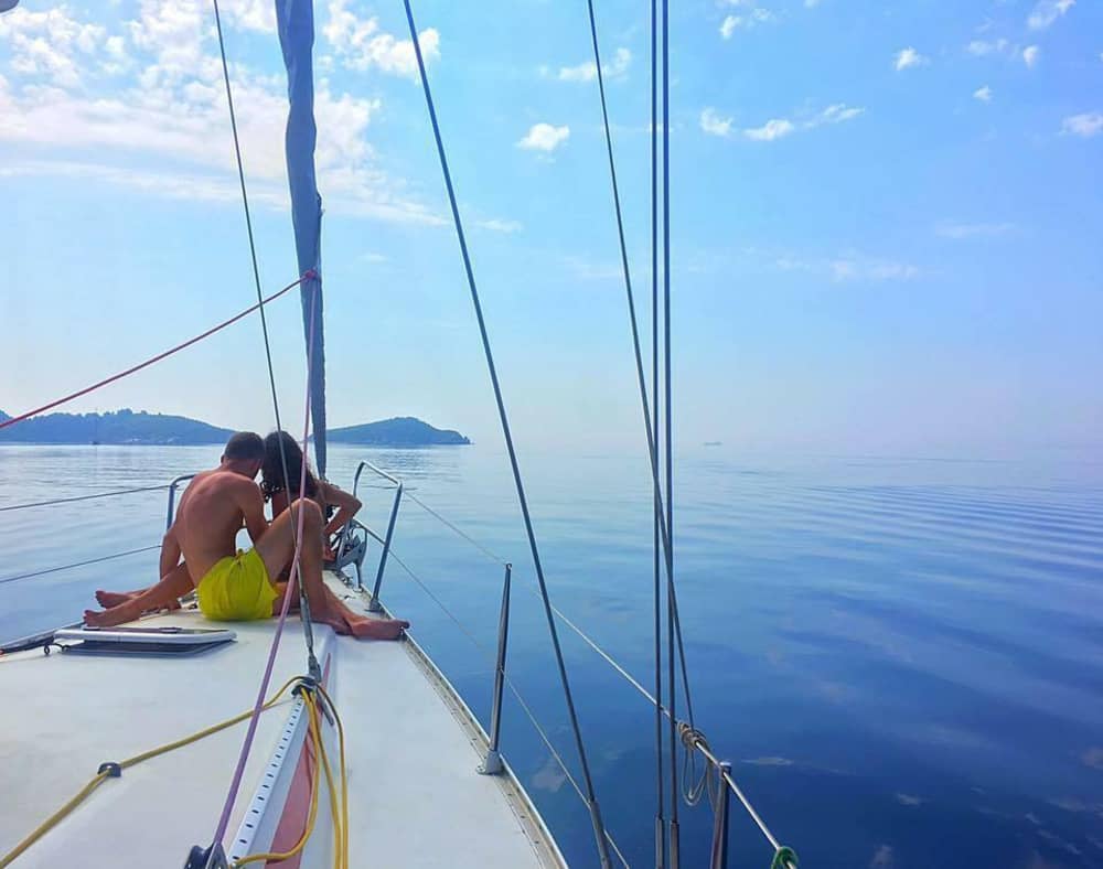 Échappez à la Chalcidique en naviguant sur la mer 3