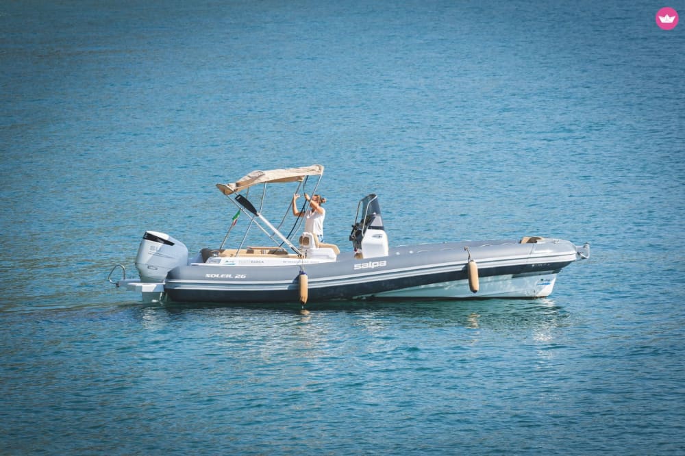 Explorez la côte pontine une demi-journée en mer