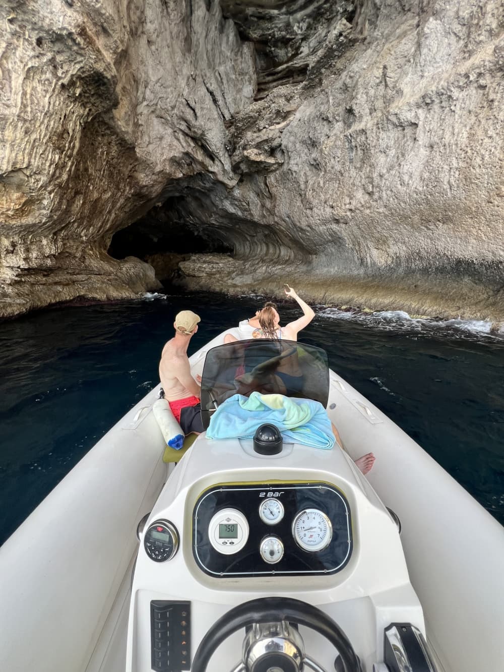Capri en bateau – excursion d'une demi-journée sur l'île 4