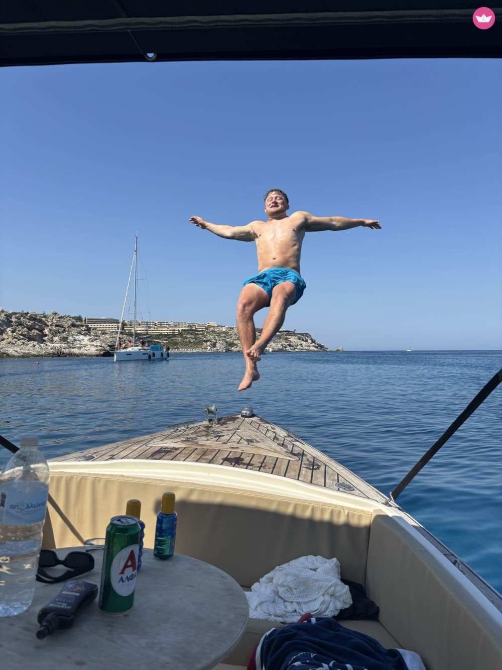 Croisière privée dans les baies et grottes de Faliraki 4