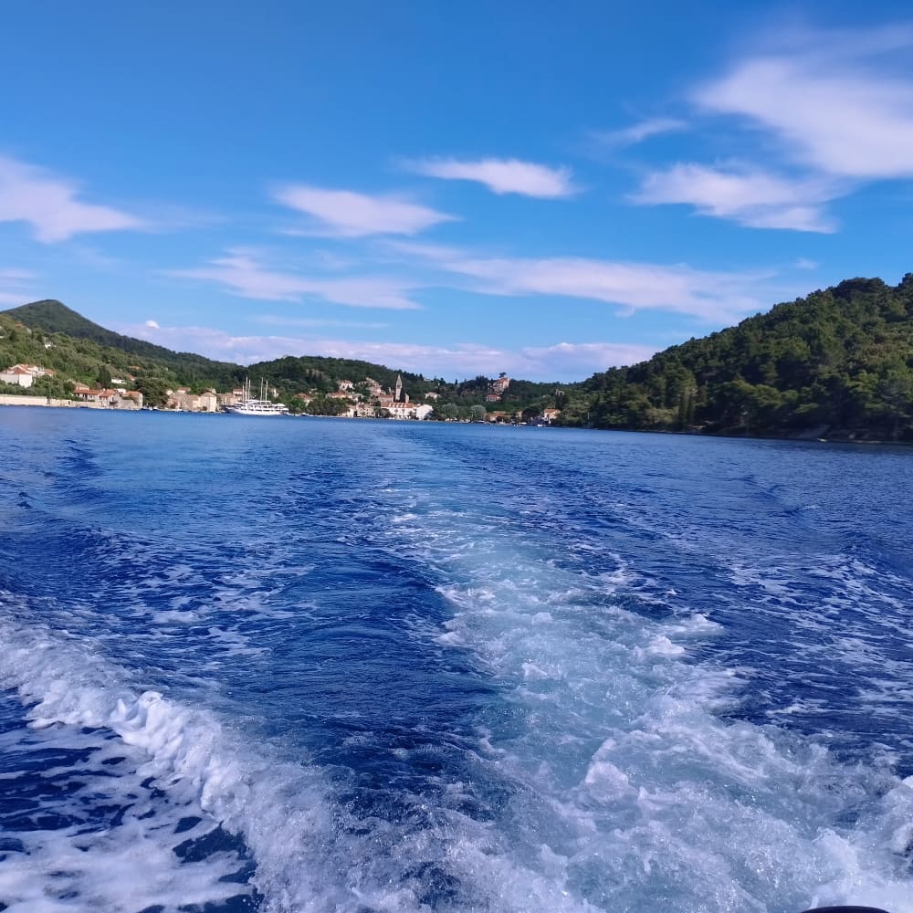 Escapade soleil et mer: Expérience privée en bateau le long de la côte de Dubrovnik 4