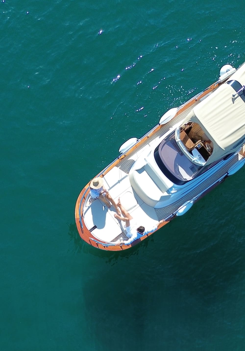 Excursion d'une journée à Capri au départ de Sorrente en bateau privé (3,5 heures) 6
