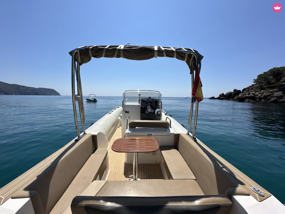 Escapade d'une demi-journée dans les criques turquoise et les incontournables de la Costa Brava 3
