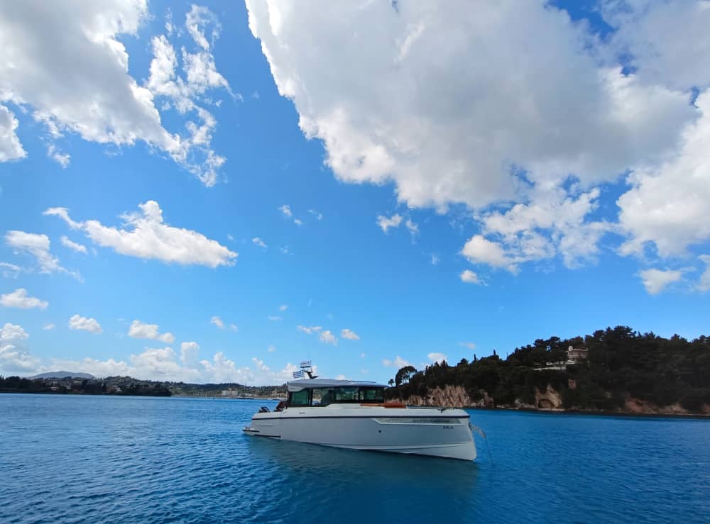 Escapade au nord-ouest de Corfou : croisière privée d'une journée au cap Drastis et plus encore 3
