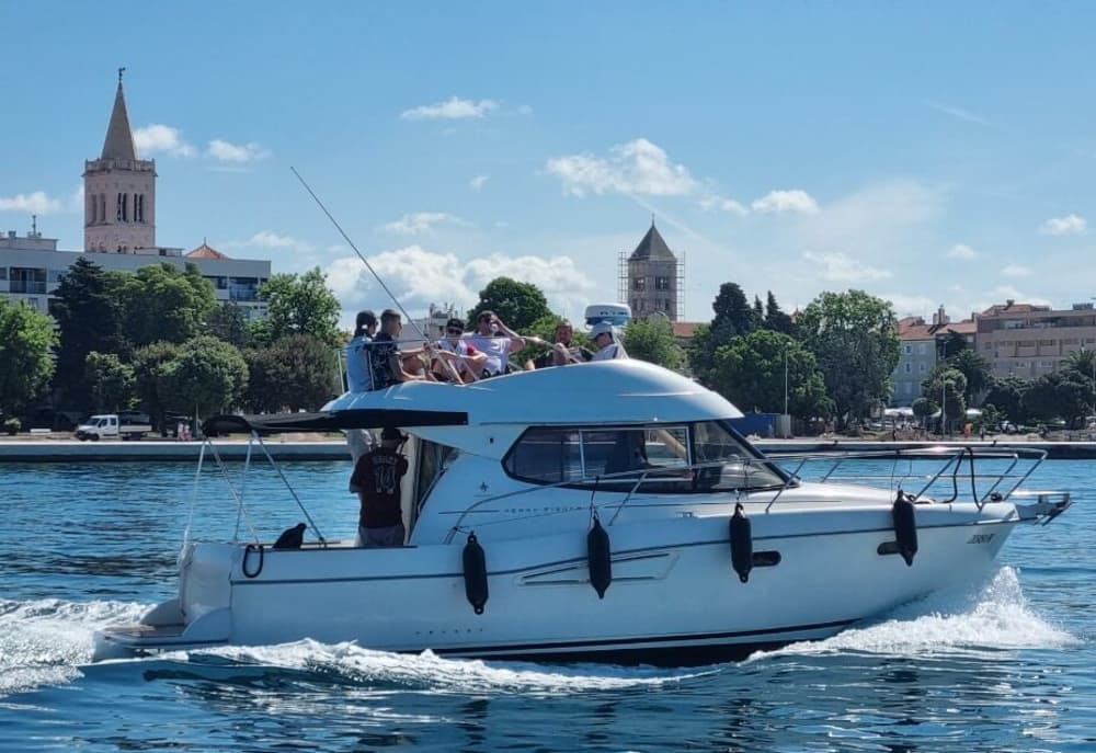 Détendez-vous lors d'une excursion en bateau de 4 heures à Zadar 5