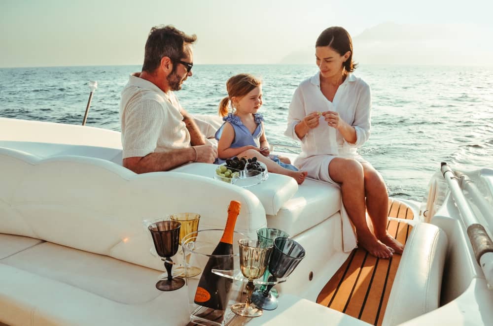 3 heures pour explorer Salerne en bateau à moteur 2