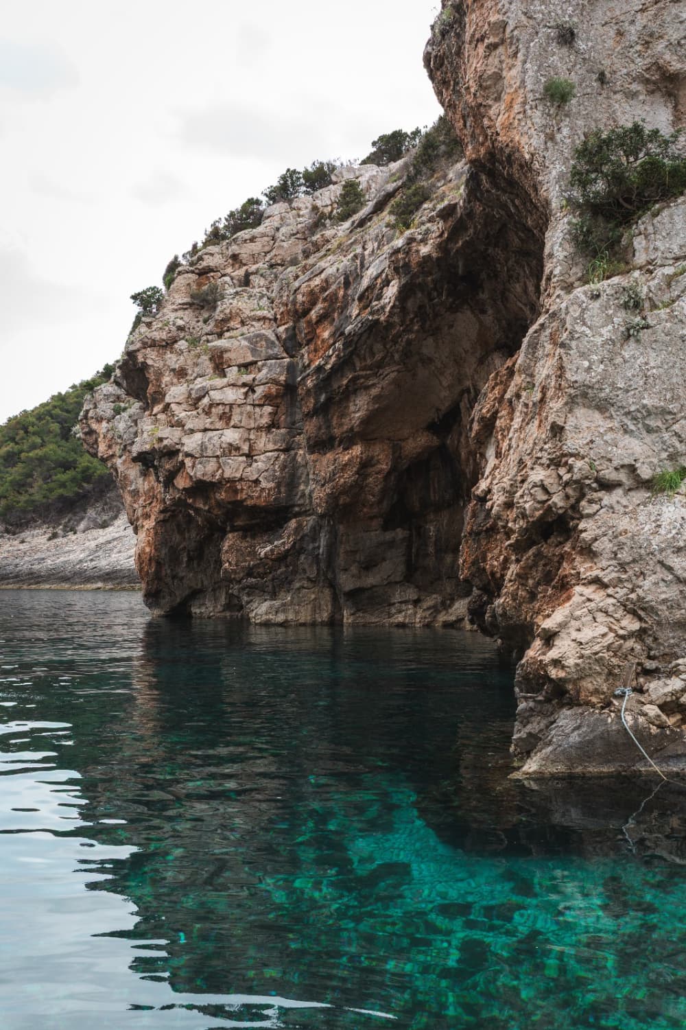 Eaux cristallines: aventure au lagon bleu et sur l'île de Solta 5