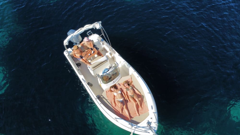 Détente à Ajaccio: 8h30 de soleil sur un bateau à moteur 4