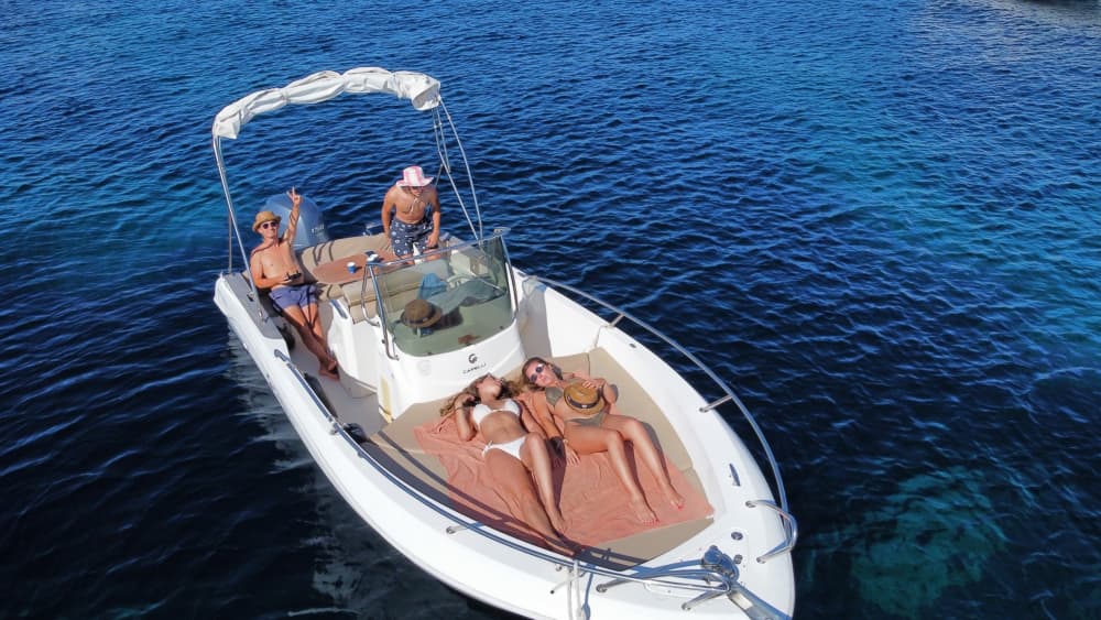 Détente à Ajaccio: 8h30 de soleil sur un bateau à moteur 2