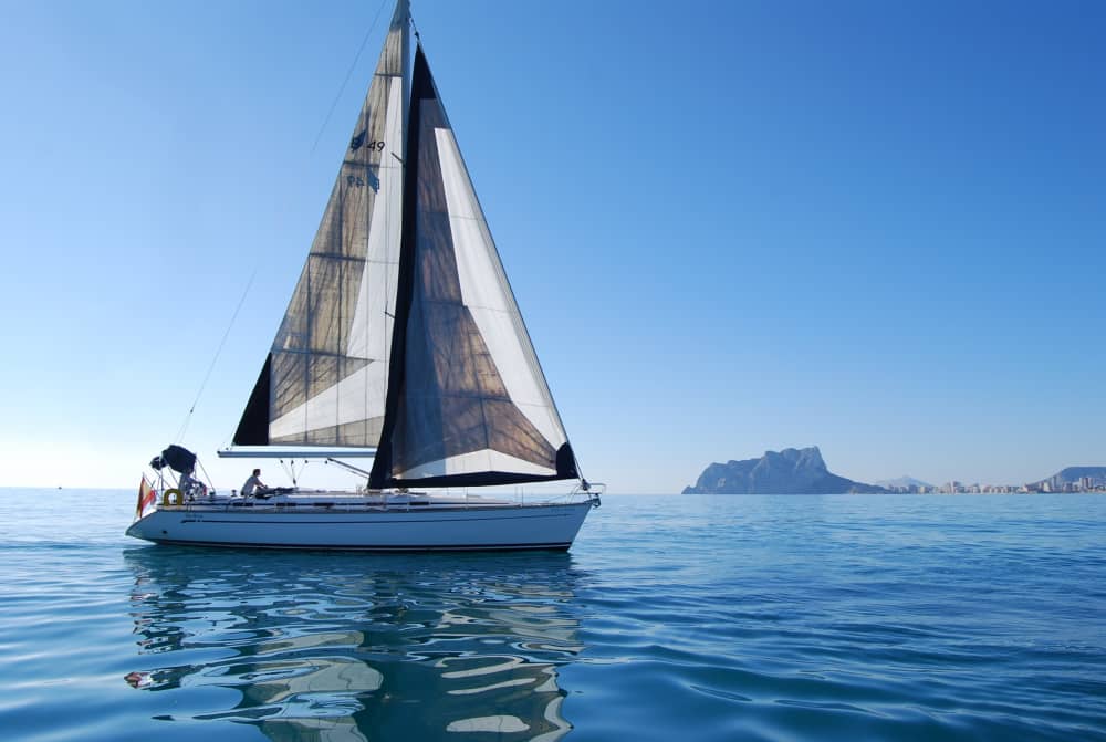 Explorez Moraira et profitez d'une journée complète de navigation (8 à 4 heures). 2