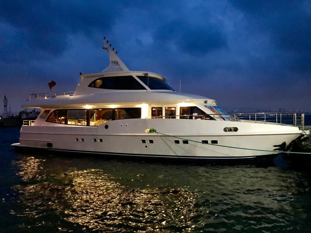 Des événements inoubliables autour d'un yacht sur le Bosphore 2