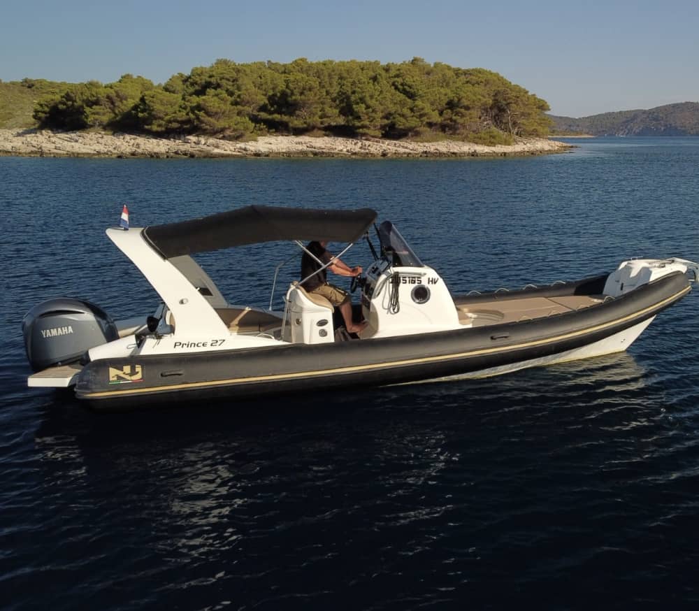 Véritable escapade adriatique: 8 h dans la beauté immaculée de Hvar 2