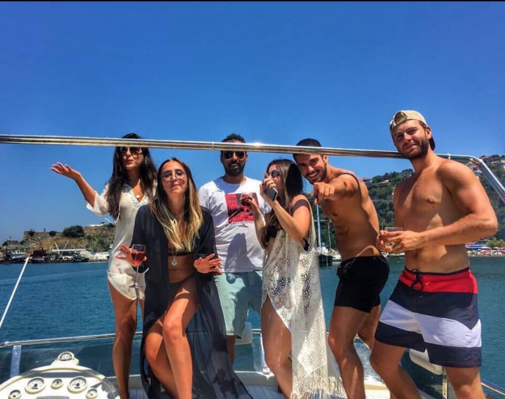 Croisière d'une demi-journée sur le Bosphore : découvrez la beauté d'Istanbul 5