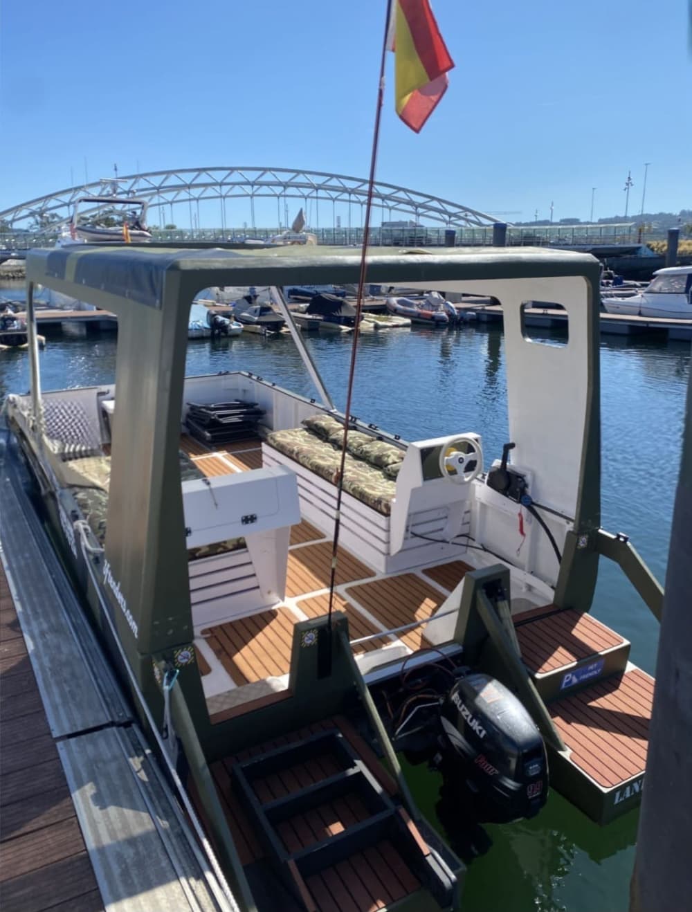 Détendez-vous lors d'une excursion en bateau de 4 heures à Pontevedra. 2