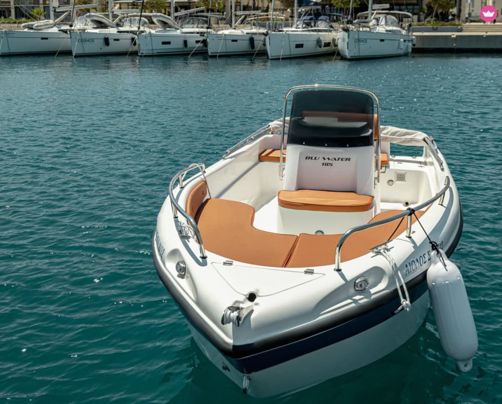 Croisière personnalisée d'une journée complète dans la baie d'Anthony Quinn 2