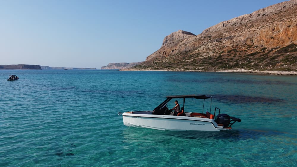 Croisière au coucher du soleil vers le lagon de Balos et l'île de Gramvousa depuis le port de Kissamos 2