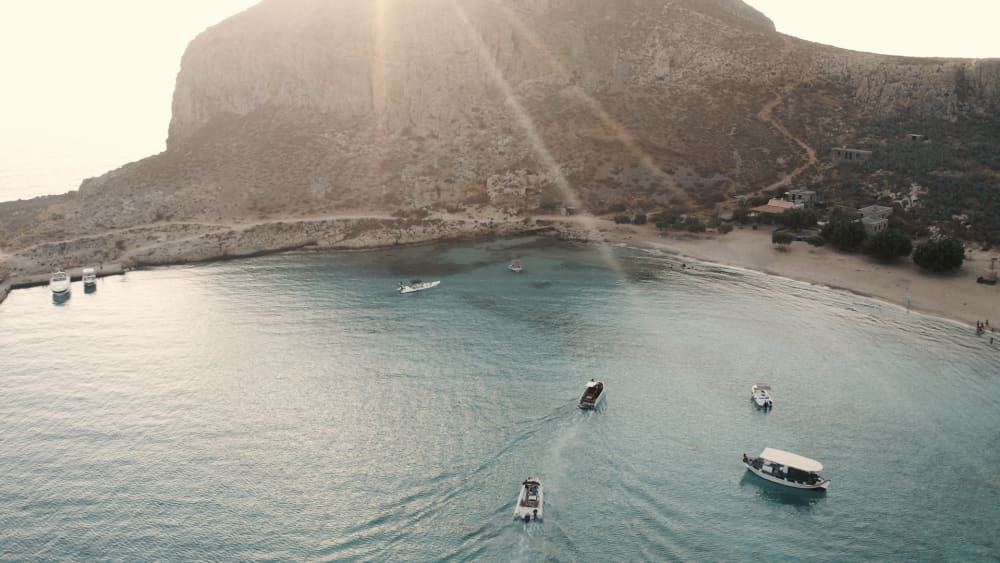 Croisière au coucher du soleil vers le lagon de Balos et l'île de Gramvousa depuis le port de Kissamos 3