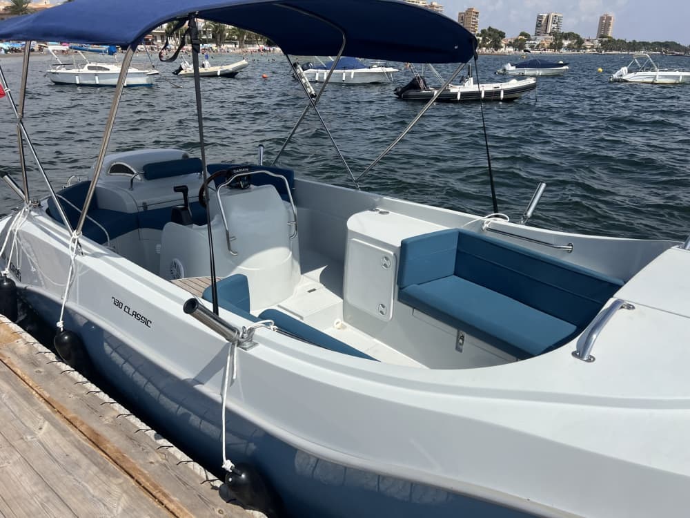 3h15 pour découvrir Santiago de la Ribera en bateau à moteur