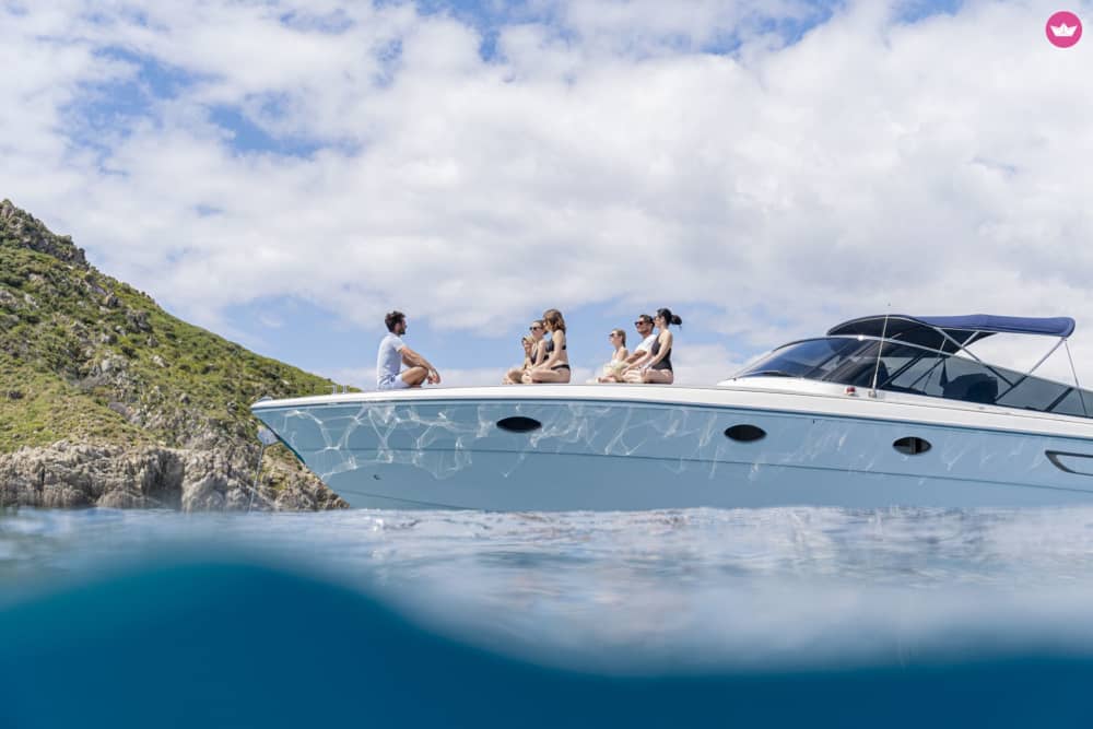 Escapade de luxe de 8 heures – Port-Cros à bord d'un yacht légendaire Itama 6