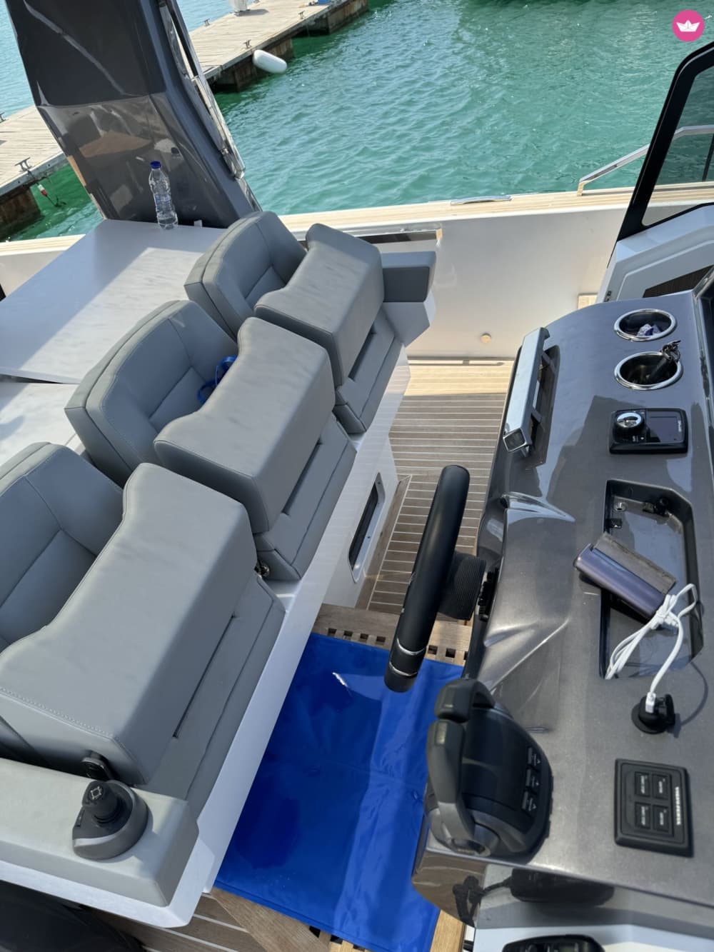 Explorez Corfou avec style à bord du Valia 4