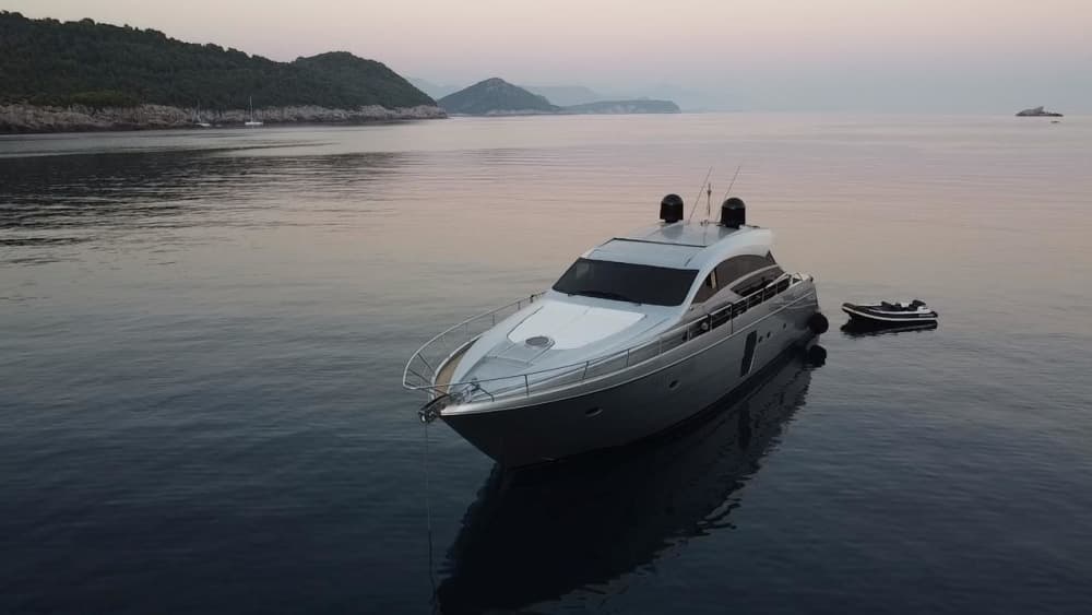 Votre expérience privée à Dubrovnik : une journée exclusive à bord d’un yacht à moteur 3
