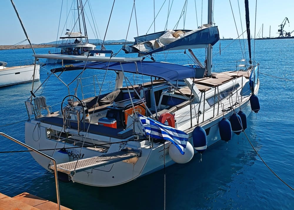 Excursion privée au coucher du soleil sur l'île de Dia à bord d'un luxueux voilier 2
