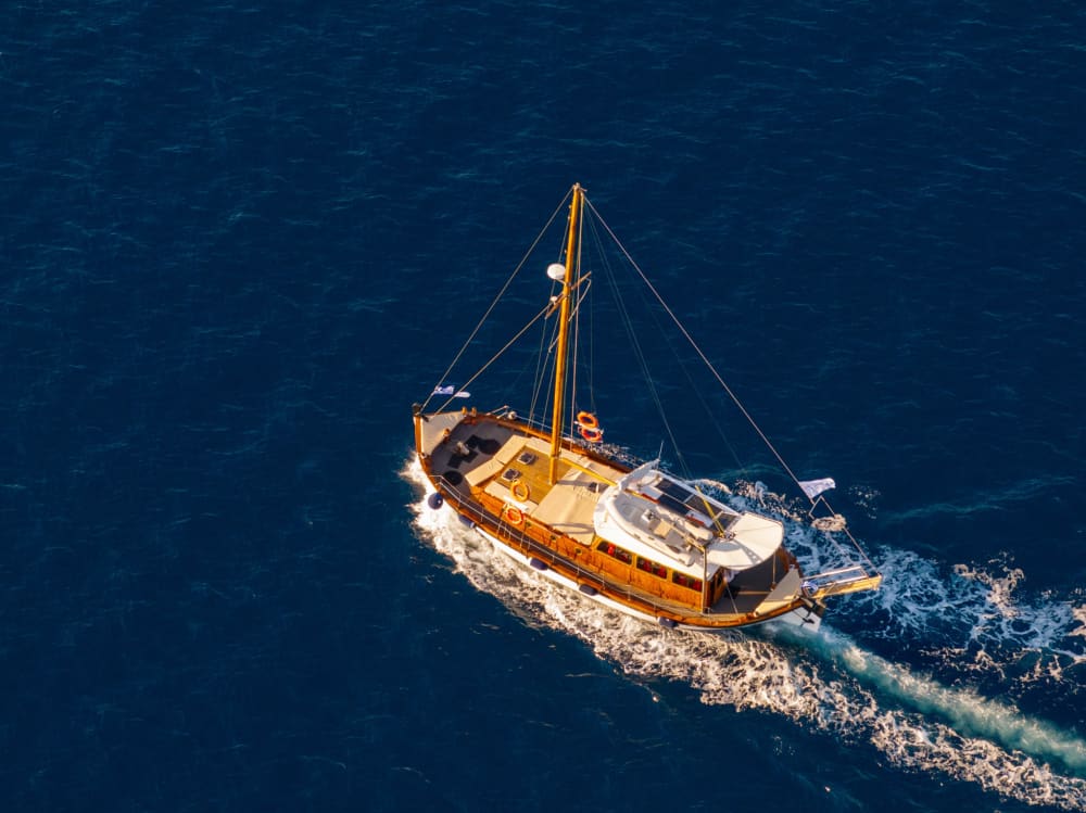 Découverte de Porto Cheli (demi-journée): Votre courte escapade à bord d'un bateau traditionnel pouvant accueillir jusqu'à 8 personnes. 4