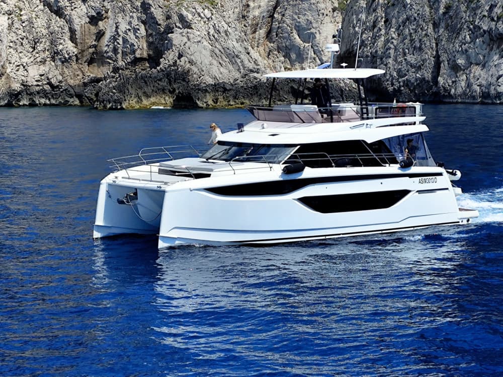 Demande en mariage de rêve sur un yacht de luxe (Prestige M48)