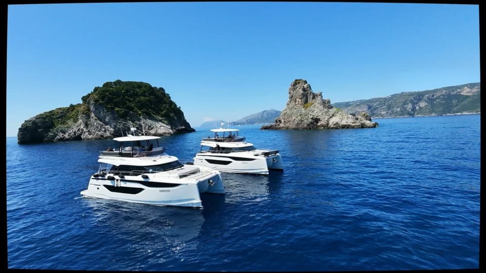 Demande en mariage de rêve sur un yacht de luxe (Prestige M48) 3