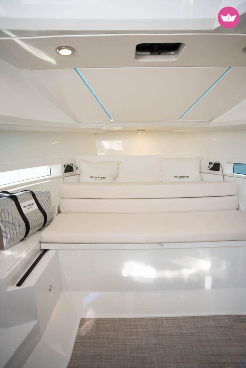 Croisière d'une journée à Ventotene : De Antonio 32 5