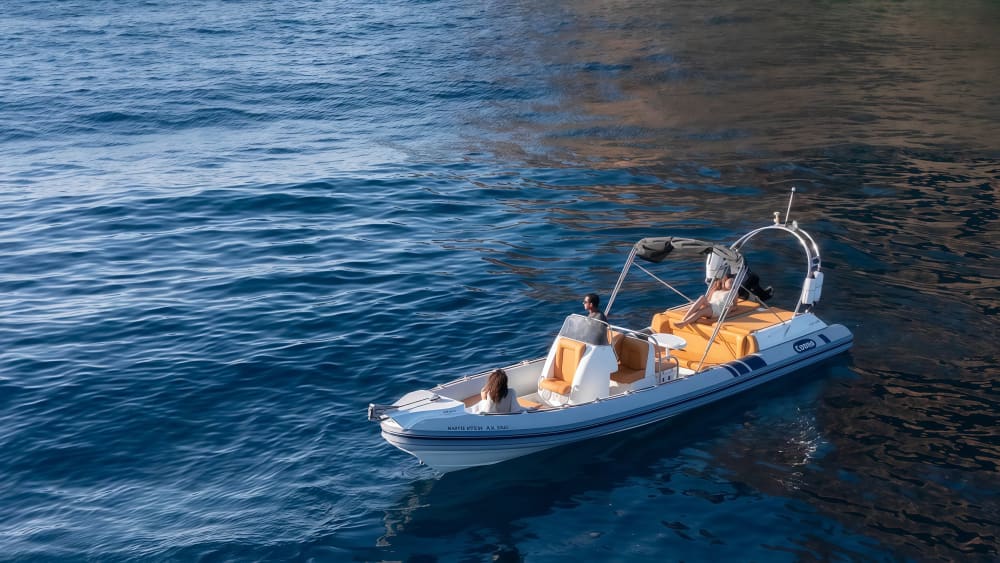 Balos et Gramvousa: excursion privée en bateau de 4 heures depuis le port de Kissamos - Bateau VIP. 3
