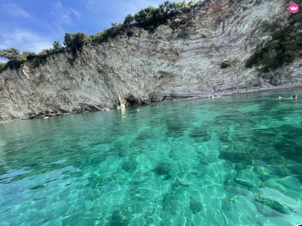 De Saranda à Himara – Excursion en bateau privé avec plages et histoire 6