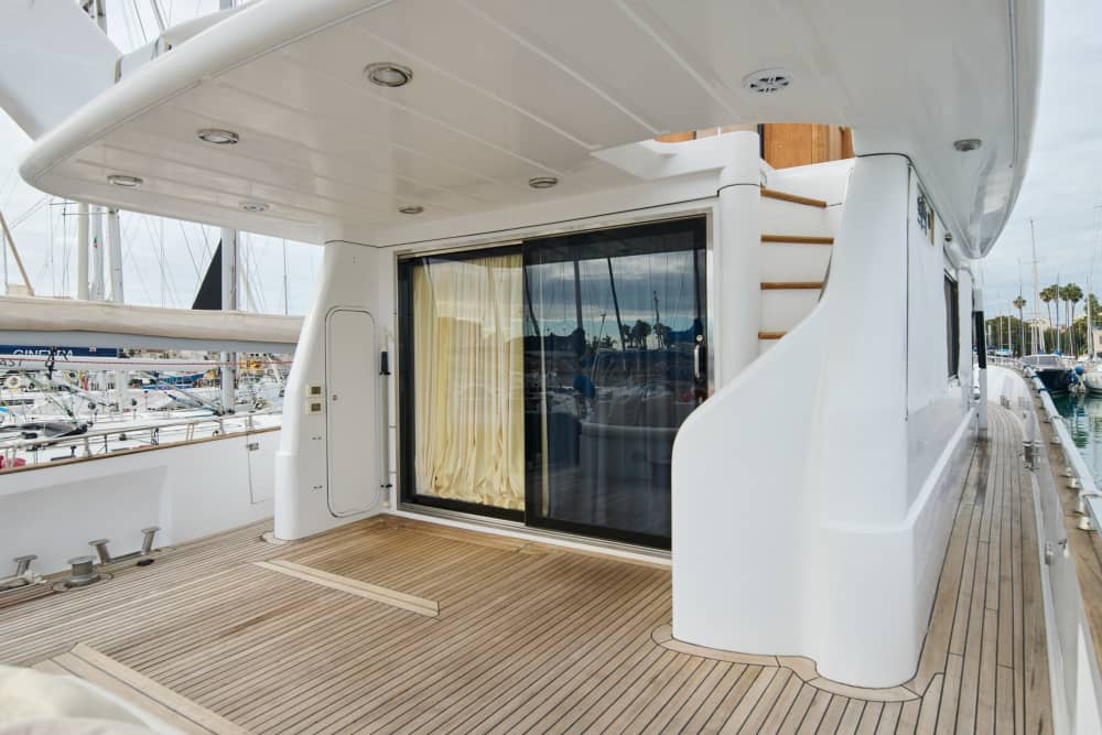 Tour en yacht de luxe: une journée inoubliable sur la côte de Syracuse 3