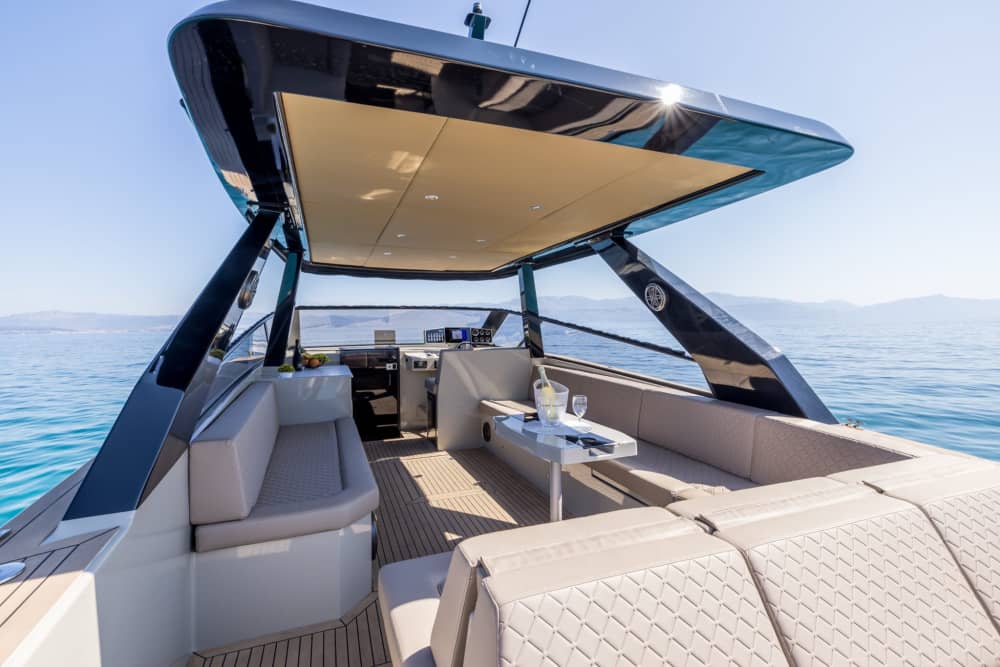 Visite privée VIP - Excursion d'une demi-journée sur 3 îles : lagons bleus, épave et Trogir ou Maslinica 2