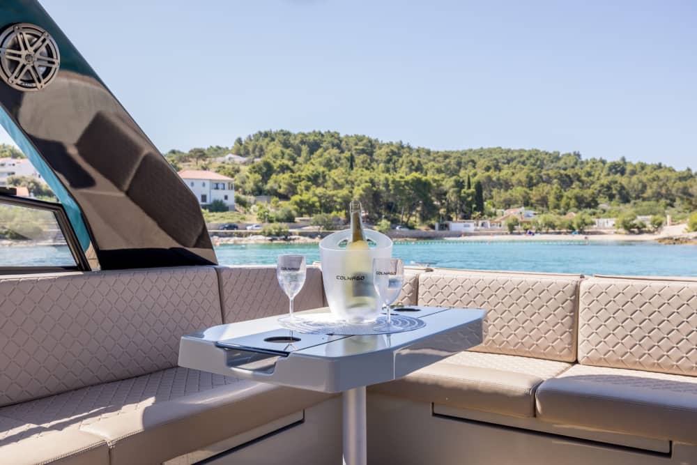 Visite privée VIP - Excursion d'une demi-journée sur 3 îles : lagons bleus, épave et Trogir ou Maslinica 6