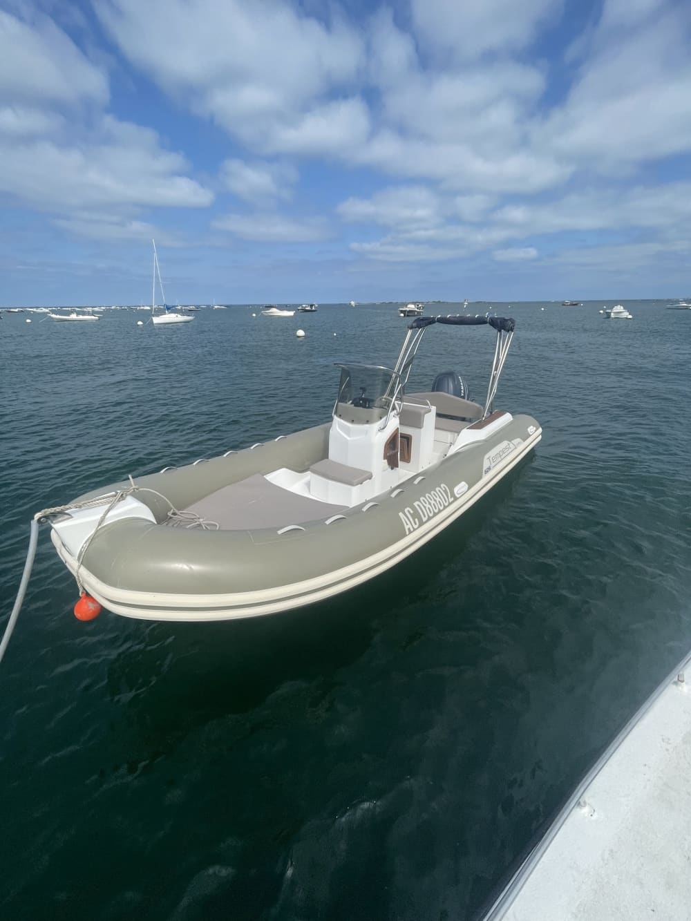 Explorez Lège-Cap-Ferret en bateau: une journée complète sur l'eau à bord d'un bateau à moteur