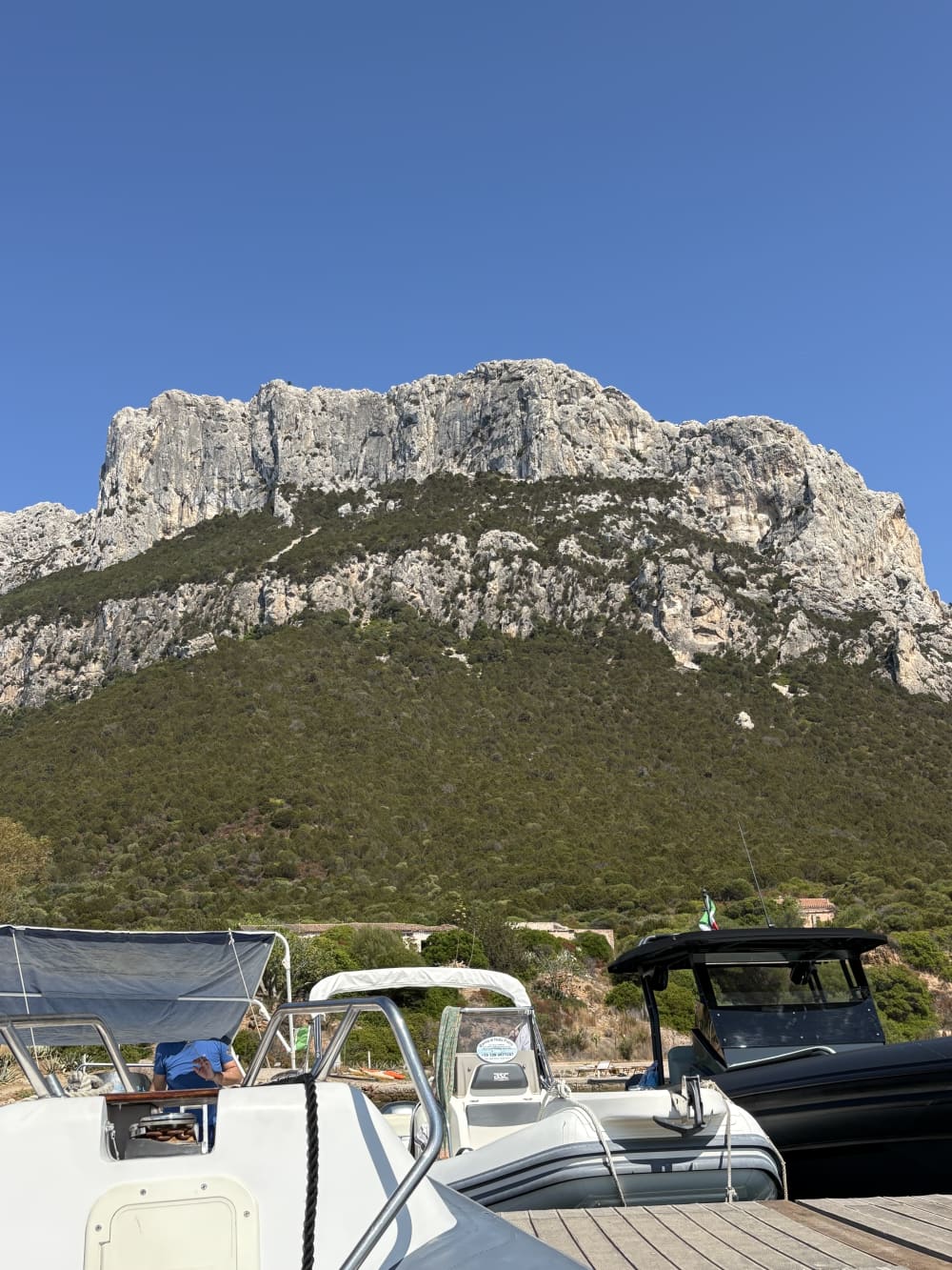 Journée en canot pneumatique pour découvrir l'île de Tavolara