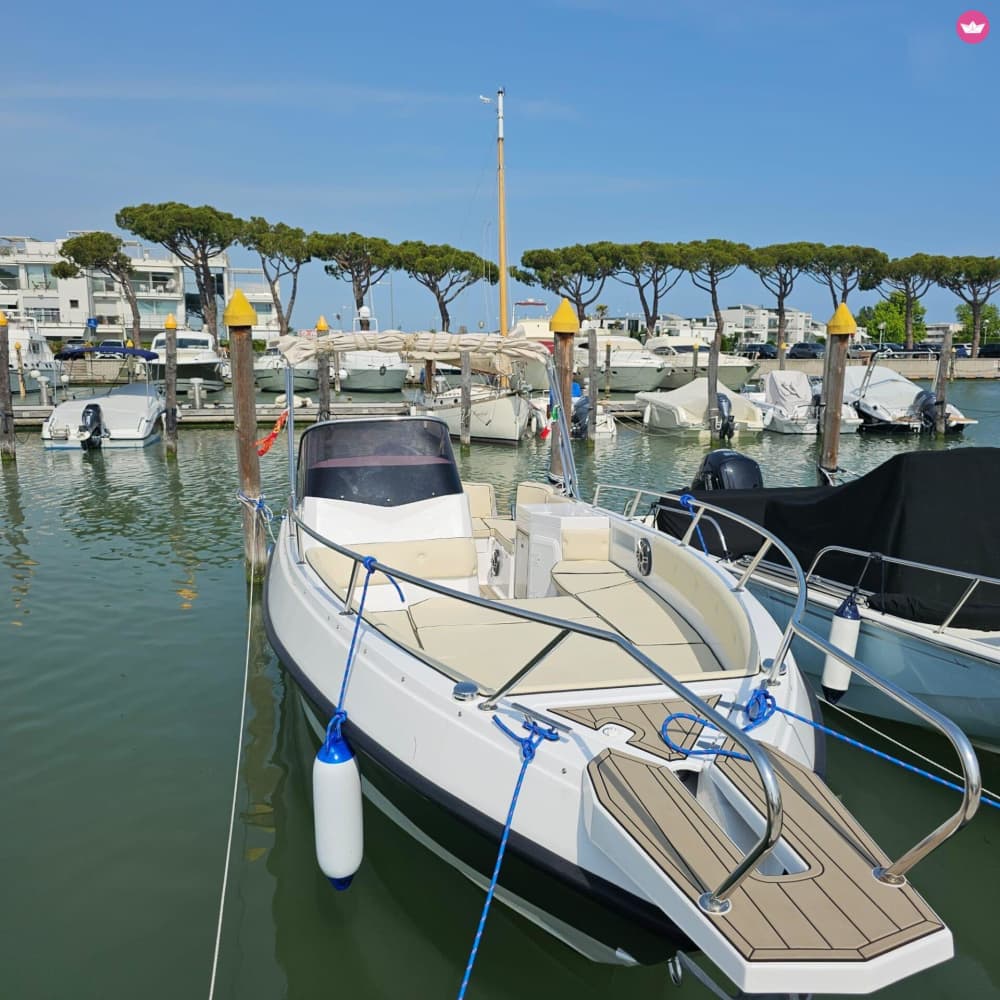 L'âme secrète de Venise : croisière privée avec déjeuner sur la lagune et sur l'île (6 heures) 4