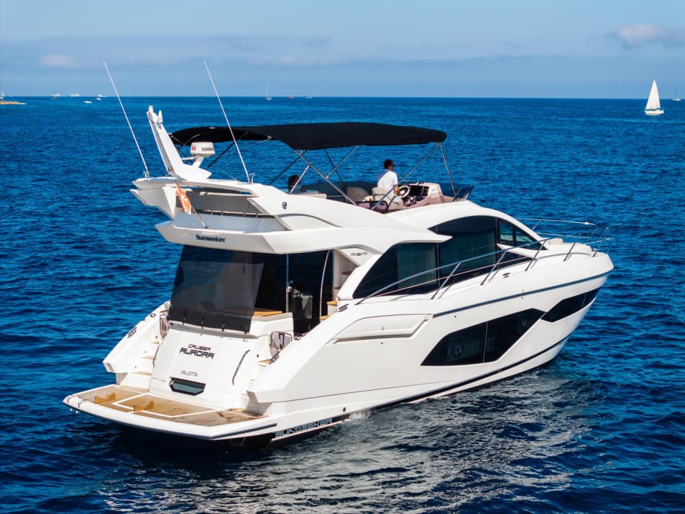 Croisière privée à Comino et au Crystal Lagoon 6