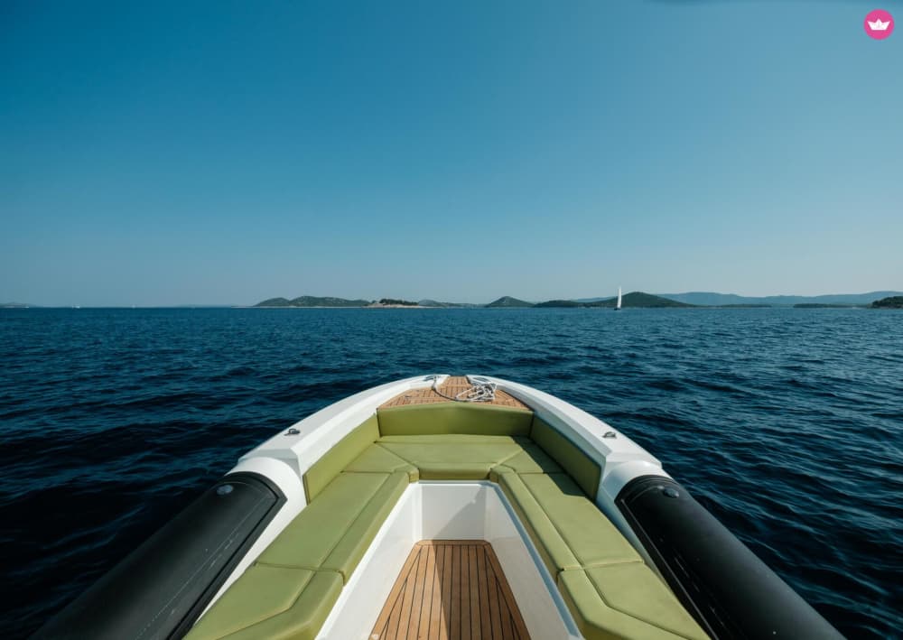 Transfert de luxe Murter–Pag en SuperRib30 (700 CV)