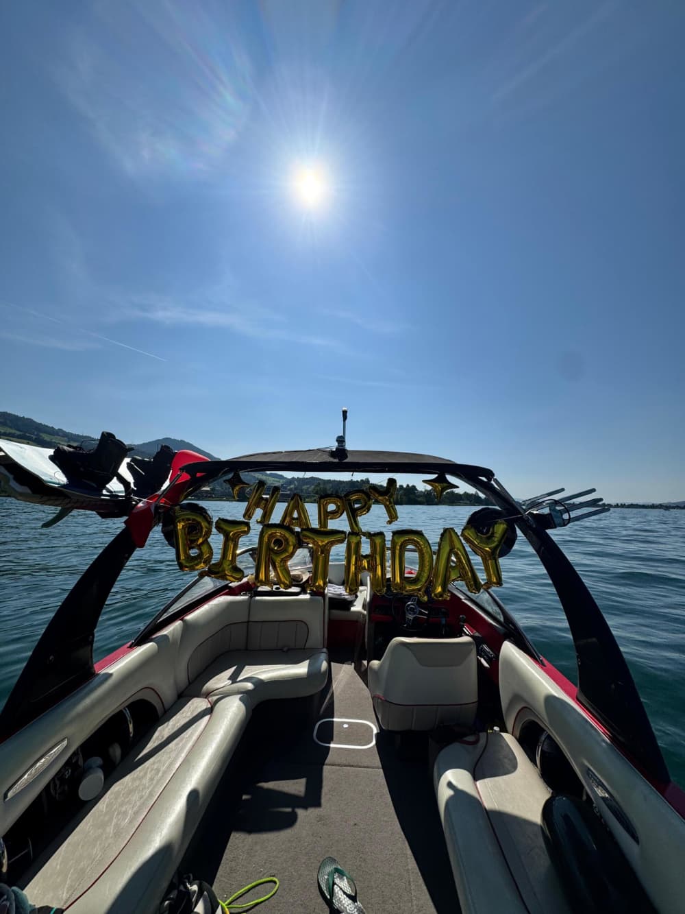 Expérience de wakeboard et de restauration sur le lac de Zurich – Journée complète avec arrêt au restaurant en option 3