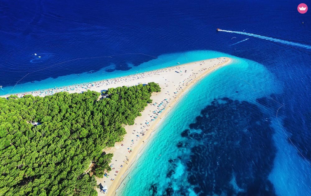 Escapade d'une journée sur l'île – Découvrez Zlatni Rat et les trésors cachés de l'Adriatique 2